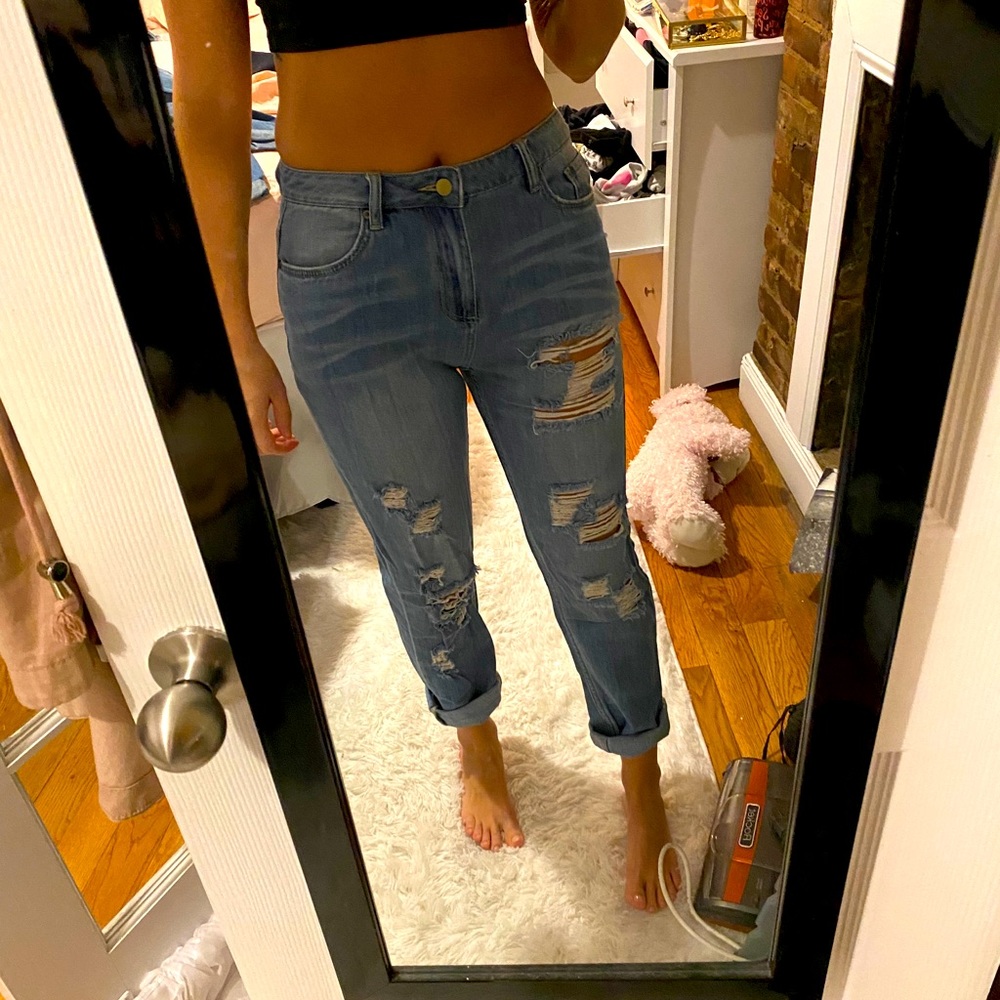 Forever 21 boyfriend ripped jeans
